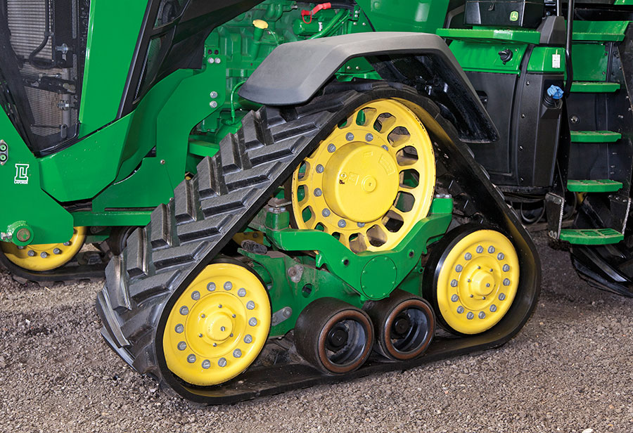John Deere 8RX tracks